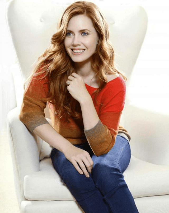 5 things we discovered about Amy Adams b2.png